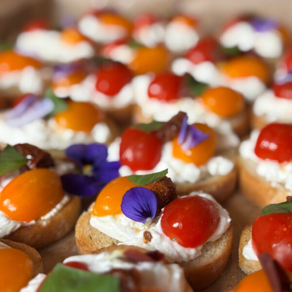 Toast Stracciatella Tomates - Atelier Citronnelle